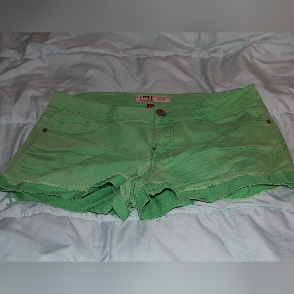 LEI Ashley Low Rise Neon Green Denim Shorts Size 15 Regular